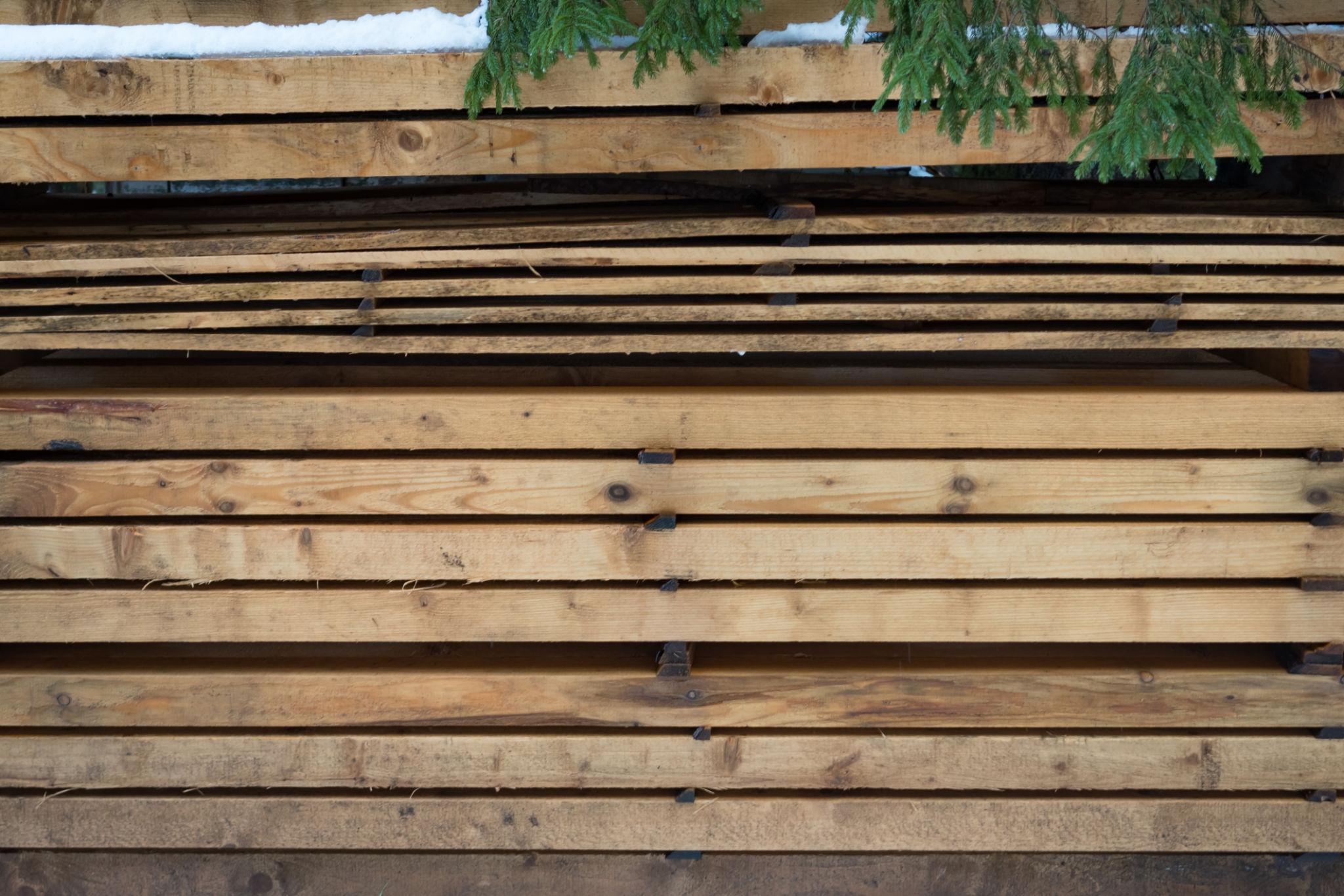 LUMBER 4
