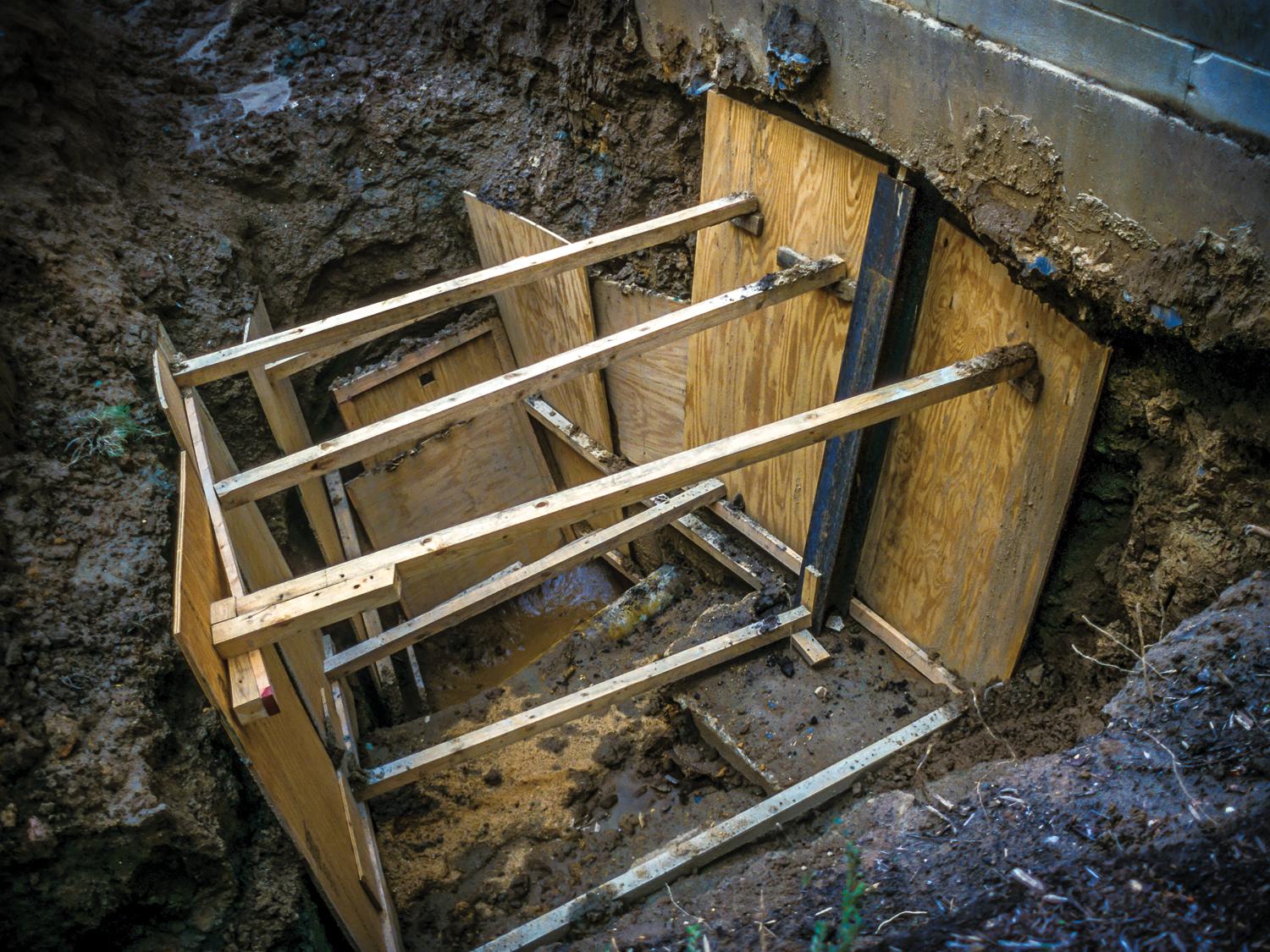 PROPS & SHORING 5